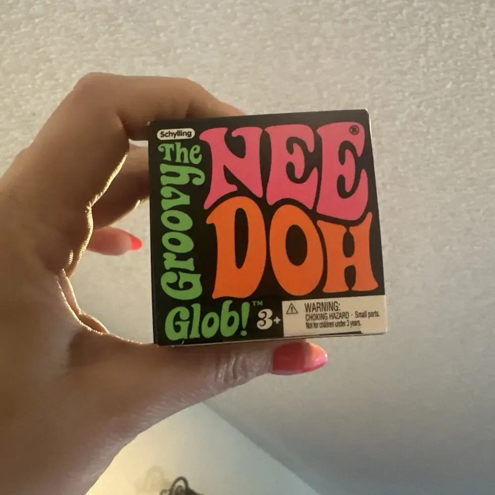 Schylling NeeDoh Groovy Glob Purple Squishy Sensory Stress Ball 100%Authentic
